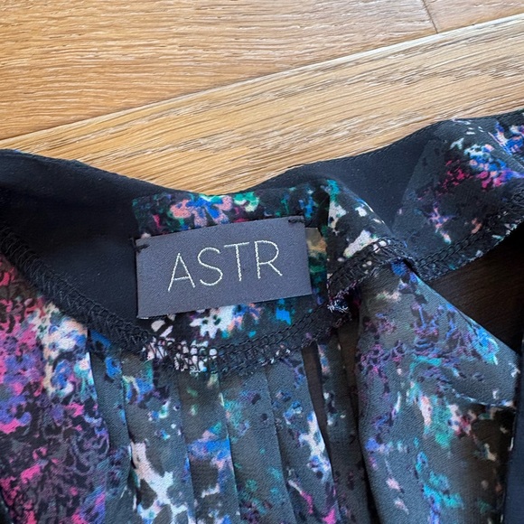 Astr Black Multicolor Tank Top - Picture 2 of 2